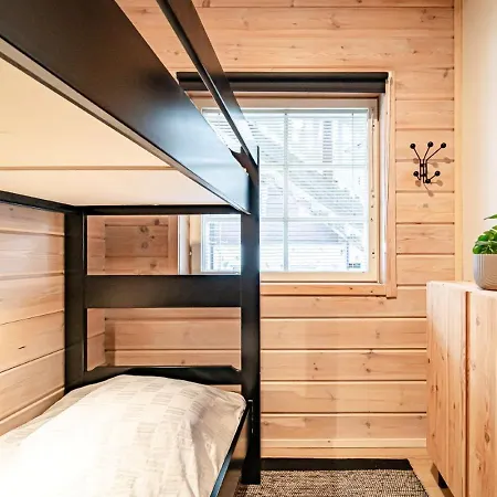 Jukola Juhani Ski-in Ski-out By Aavalevi * レヴィ