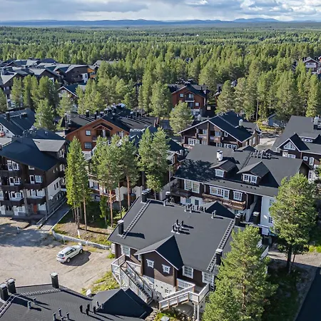 Jukola Juhani Ski-in Ski-out By Aavalevi アパート *