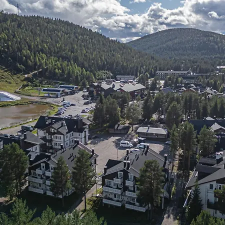 Jukola Juhani Ski-in Ski-out By Aavalevi